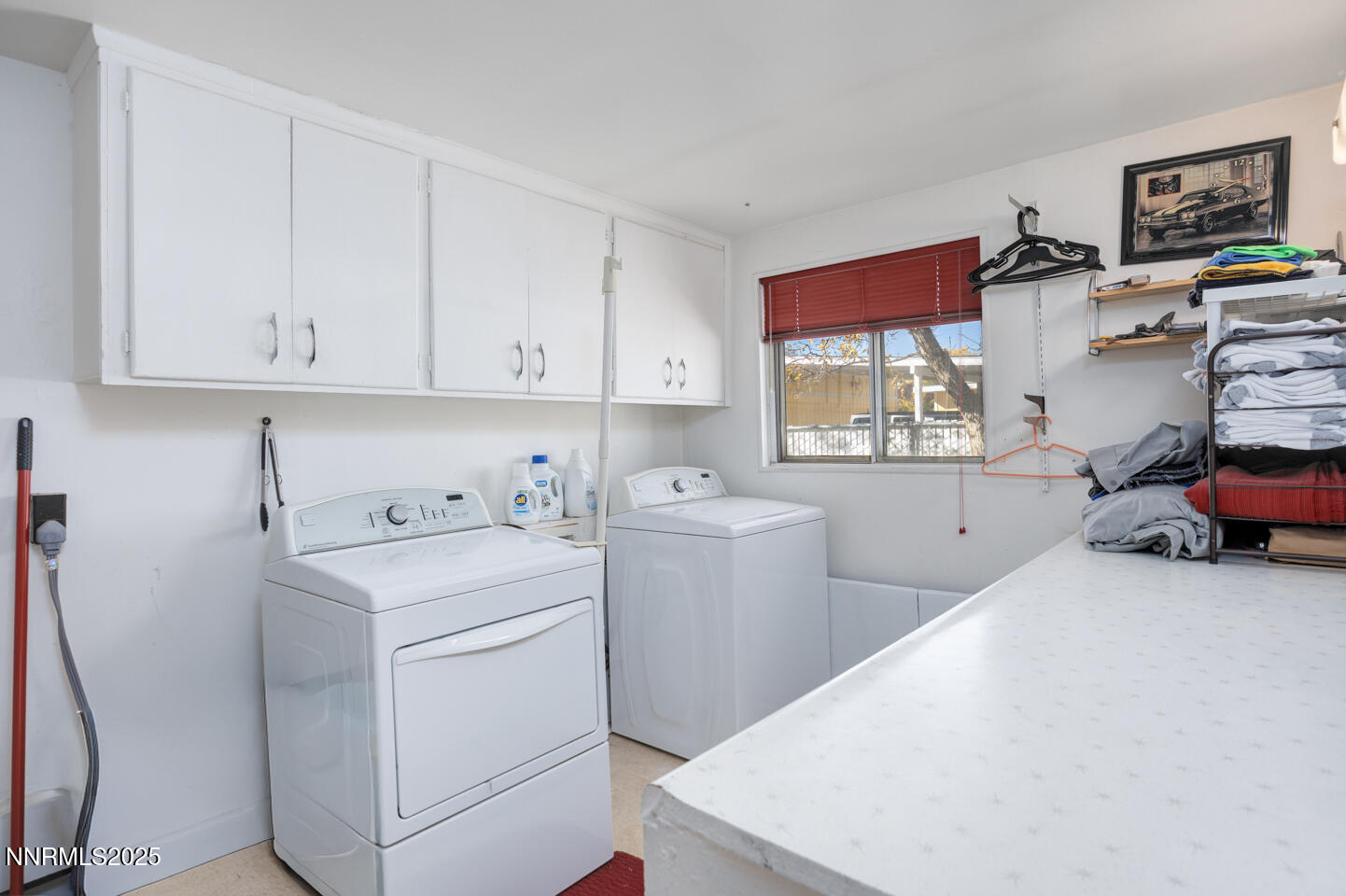 3395 Duane Drive Fallon, NV 89406 - Photo 15 of 22 a utility room with dryer and washer