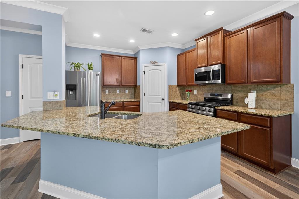 4888 Longview Run Decatur, GA 30035 - Photo 4 of 28