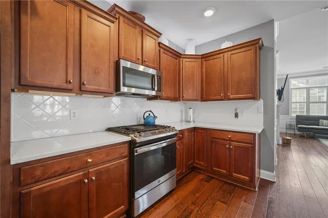 $425,000 | 3421 Lindenridge Drive, Buford, GA 30519