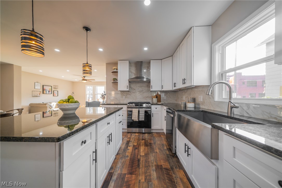 2328 Scranton Road Cleveland, OH 44113 - Photo 7 of 26 Gallery Image 7