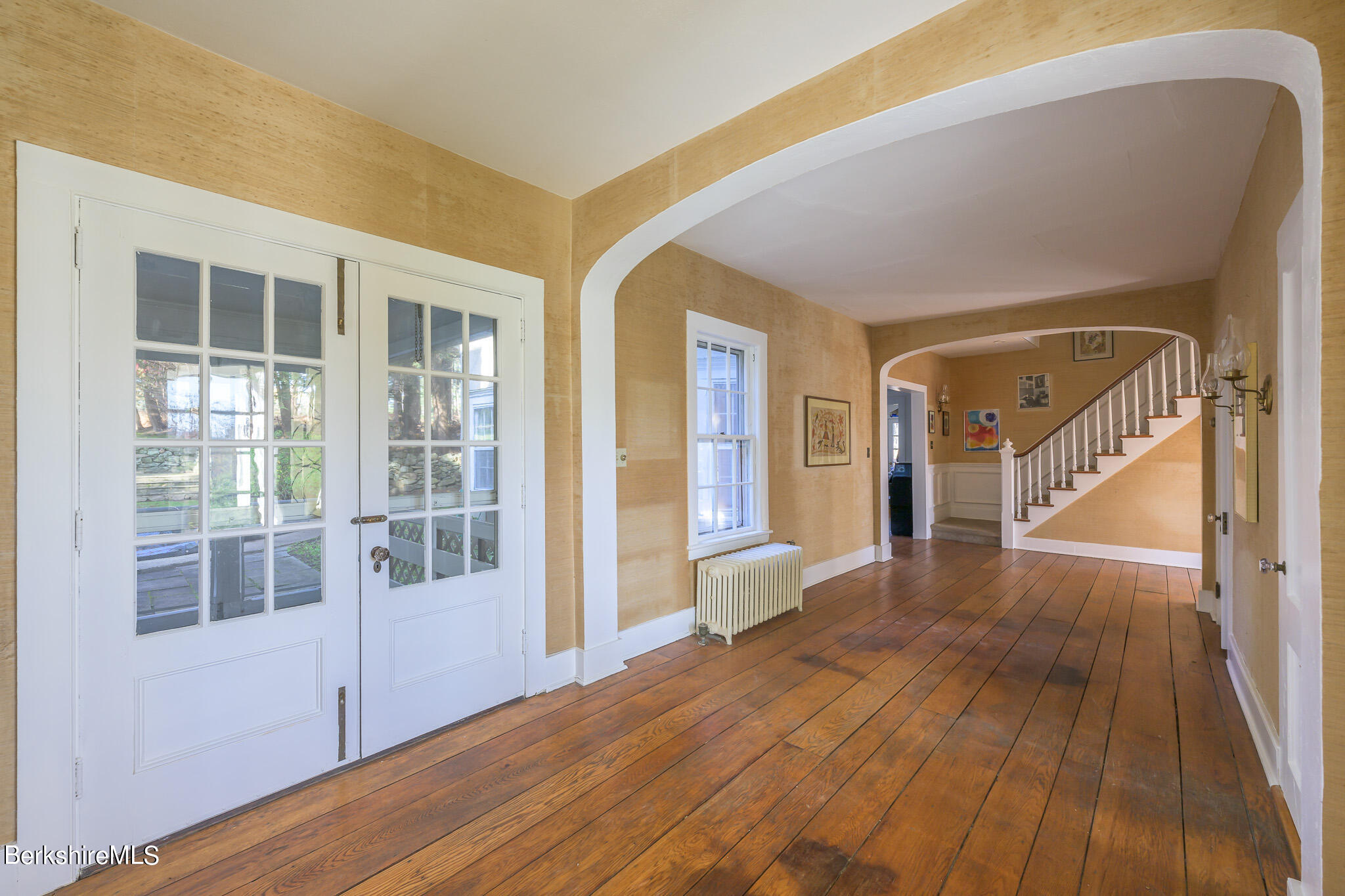 2 Cherry Street Stockbridge, MA 01262 - Photo 7 of 42 a view of empty room with wooden floor and fan