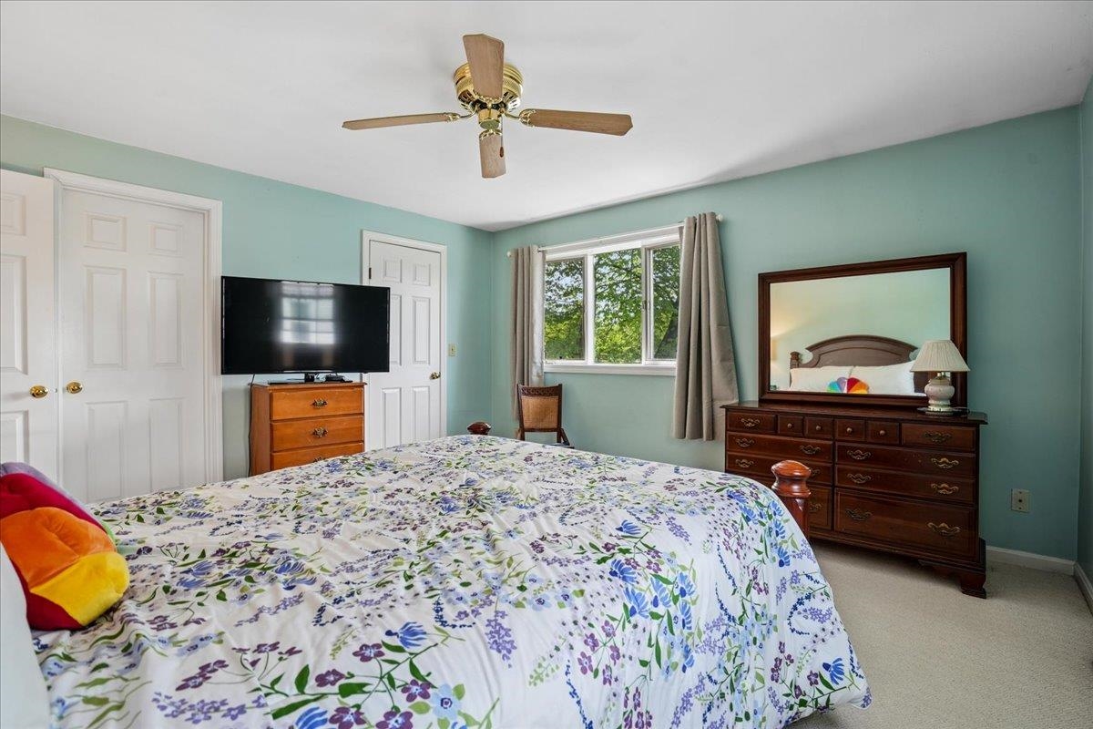 68 Emerald Street Manchester, NH 03103 - Photo 25 of 54