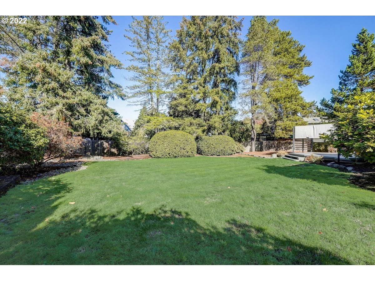 15645 Northwest Perimeter Drive Beaverton, OR 97006 - Photo 31 of 32 a view of a field with a tree