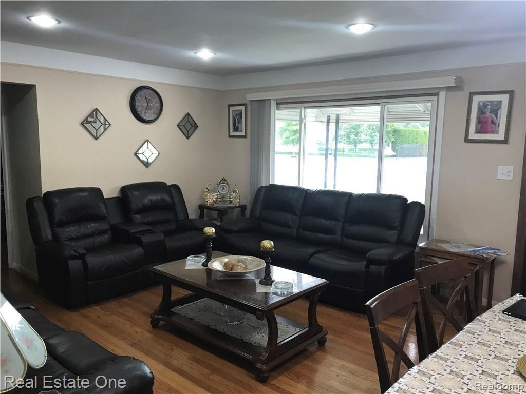 4801 East Thirteen Mile Road Warren, MI 48092 - Photo 7 of 19