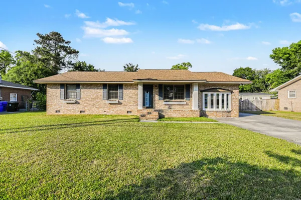 $625,000 | 18 Ophir Drive, Charleston, SC 29407