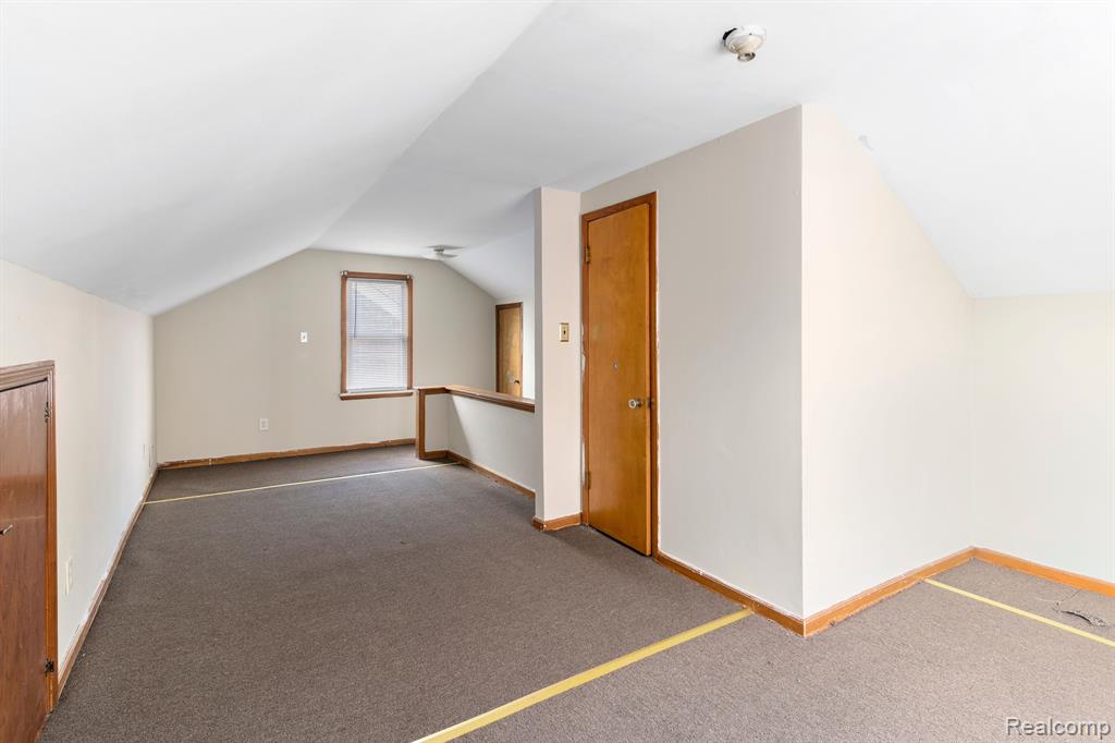9575 Rutland Street Detroit, MI 48227 - Photo 10 of 18