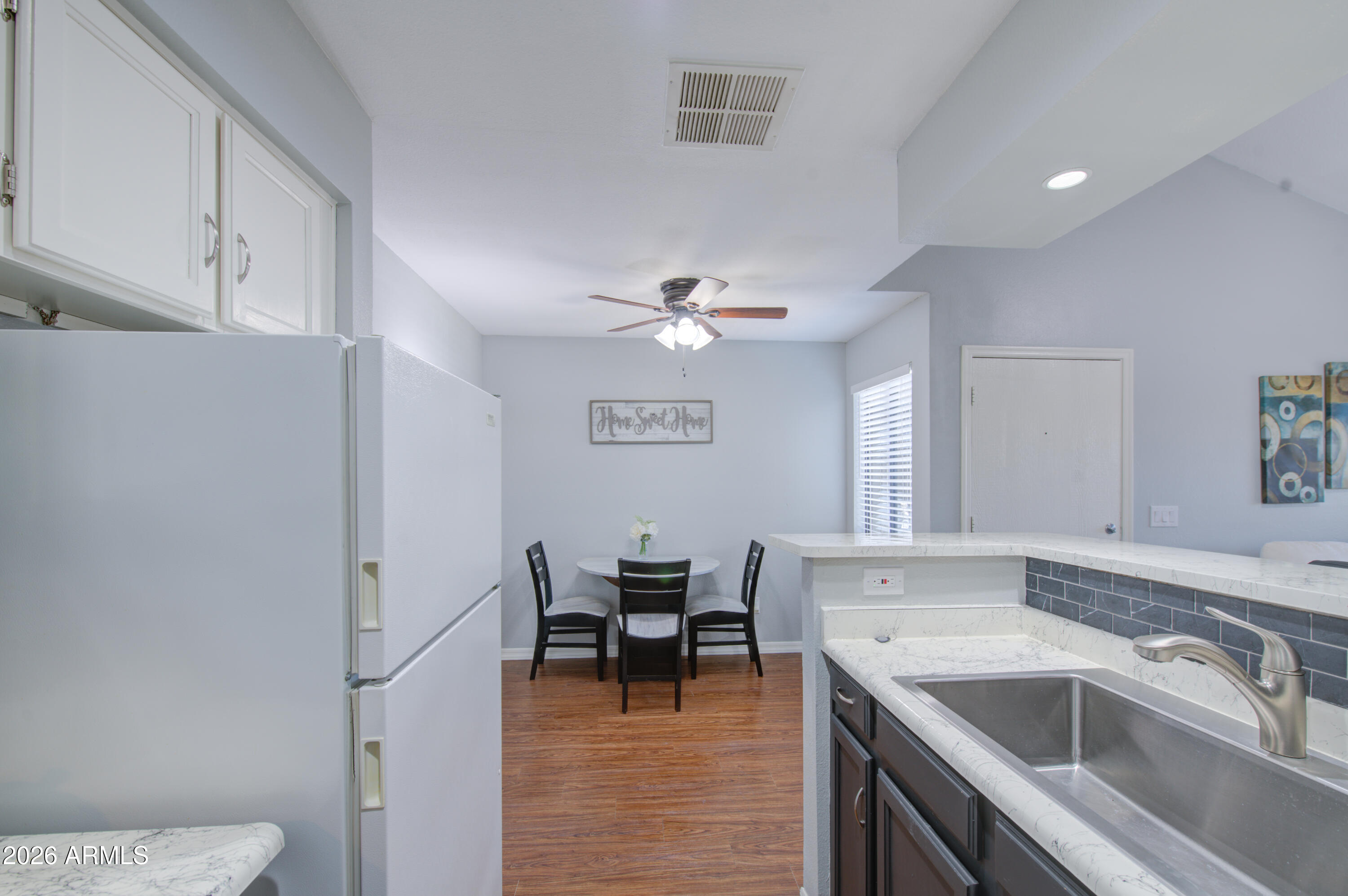 533 West Guadalupe Road, Unit 2032 Mesa, AZ 85210 - Photo 13 of 28 Kitchen 6