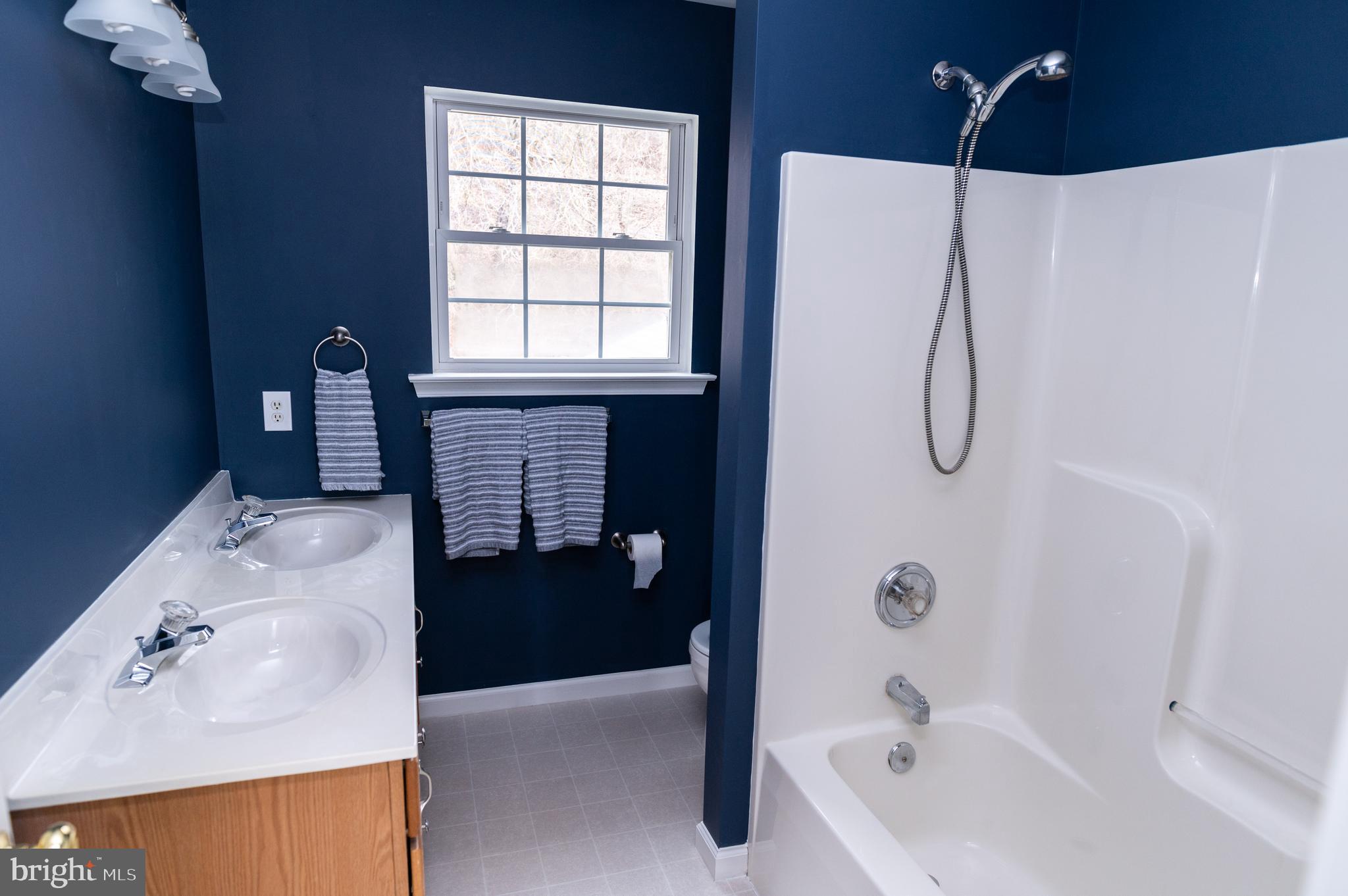 2076 Old Fridinger Mill Road Westminster, MD 21157 - Photo 47 of 76 Second Floor Bath