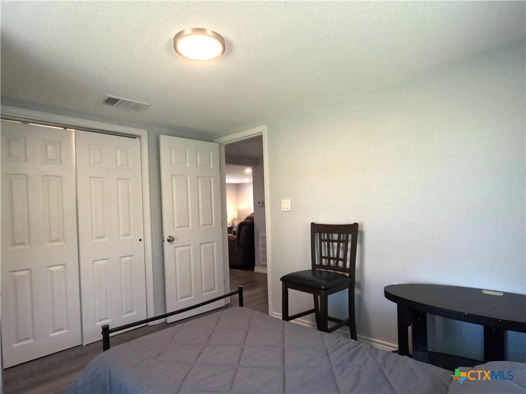 8 Marshall Road Port Lavaca, TX 77979 - Photo 24 of 31 a view of an entryway with table and chair
