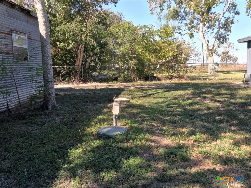 8 Marshall Road Port Lavaca, TX 77979 - Photo 29 of 31 a view of a yard with swimming pool