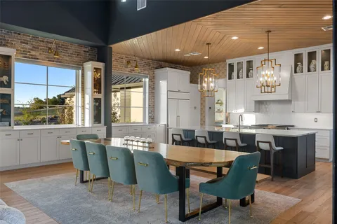 19409 Sean Avery Path, Spicewood, TX 78669