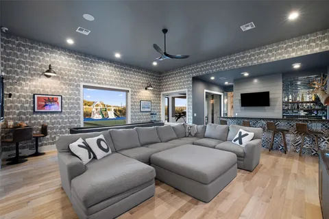 19409 Sean Avery Path, Spicewood, TX 78669