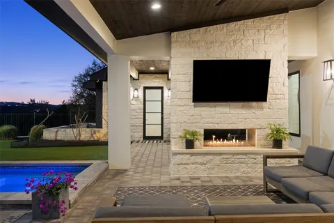 19409 Sean Avery Path, Spicewood, TX 78669