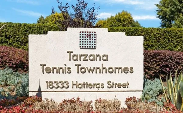 $720,000 | 18333 Hatteras Street, Unit 68, Tarzana, CA 91356