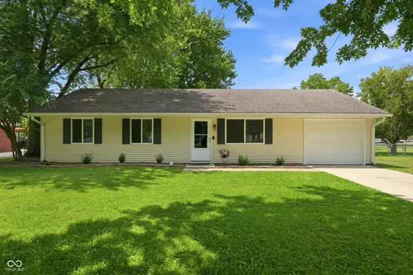 $239,999 | 1254 Cherryfield Lane, Greenwood, IN 46142