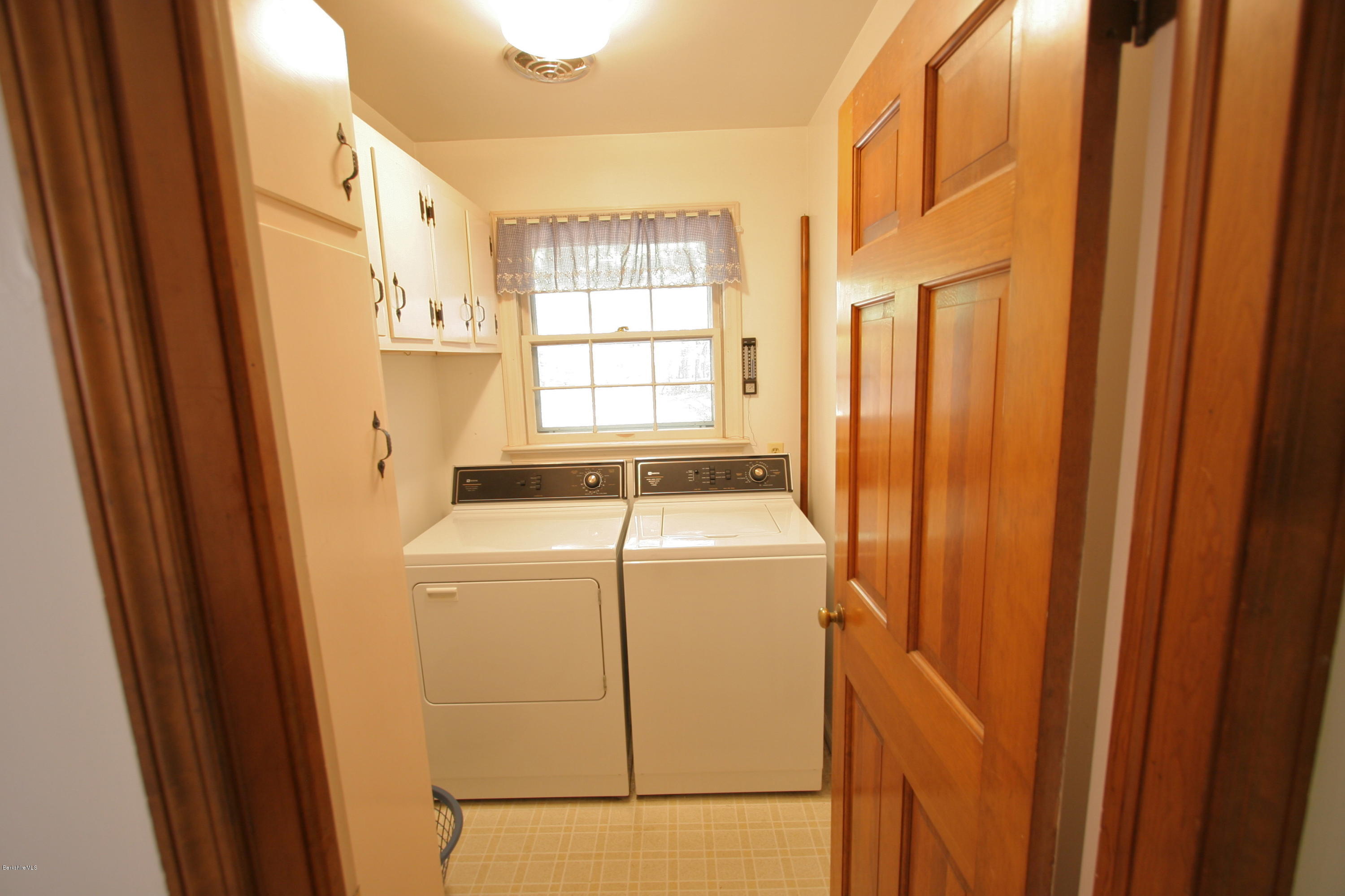 113 Holmes Road Lenox, MA 01240 - Photo 12 of 21 IMG_4332