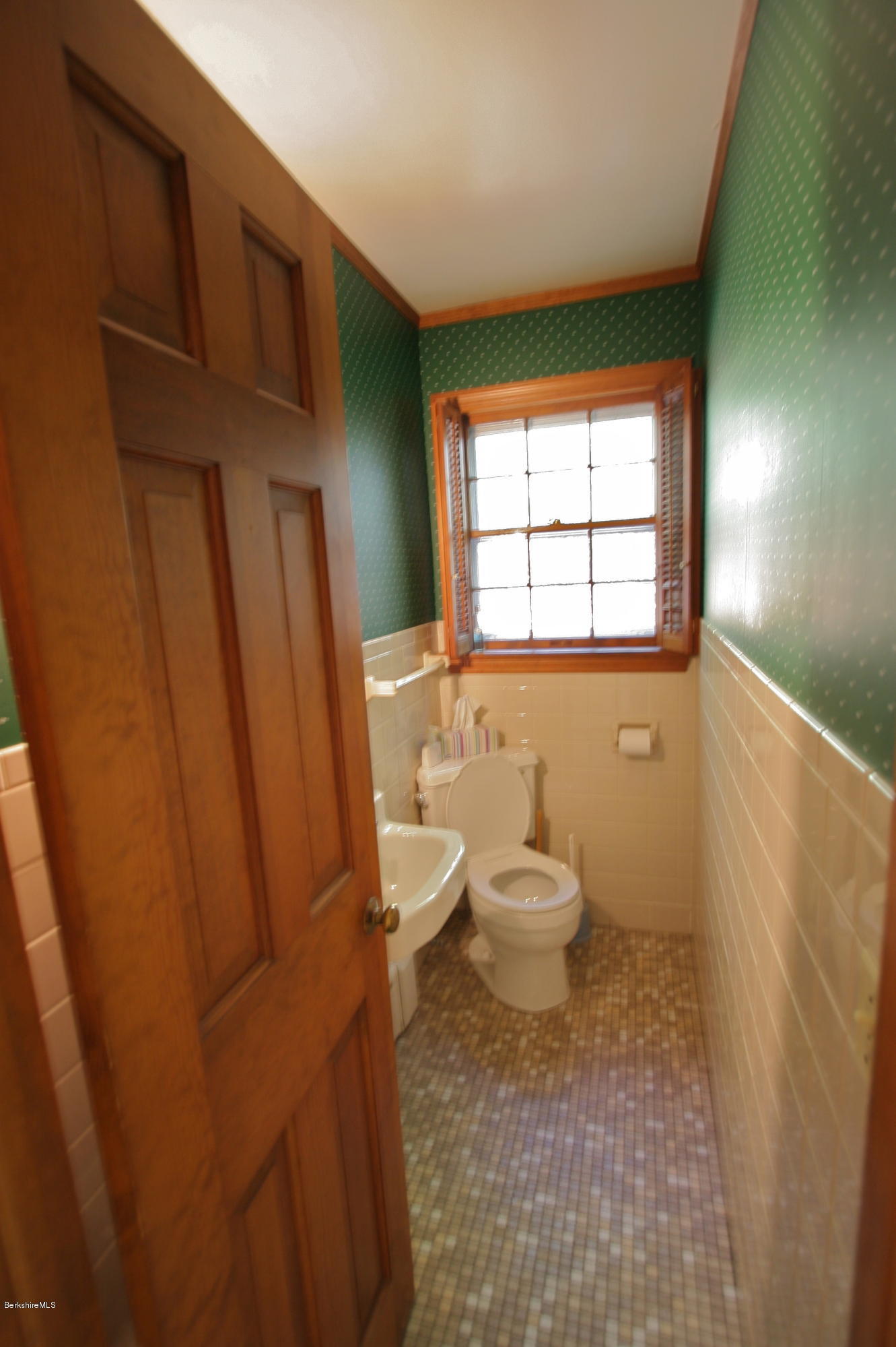 113 Holmes Road Lenox, MA 01240 - Photo 13 of 21 IMG_4336