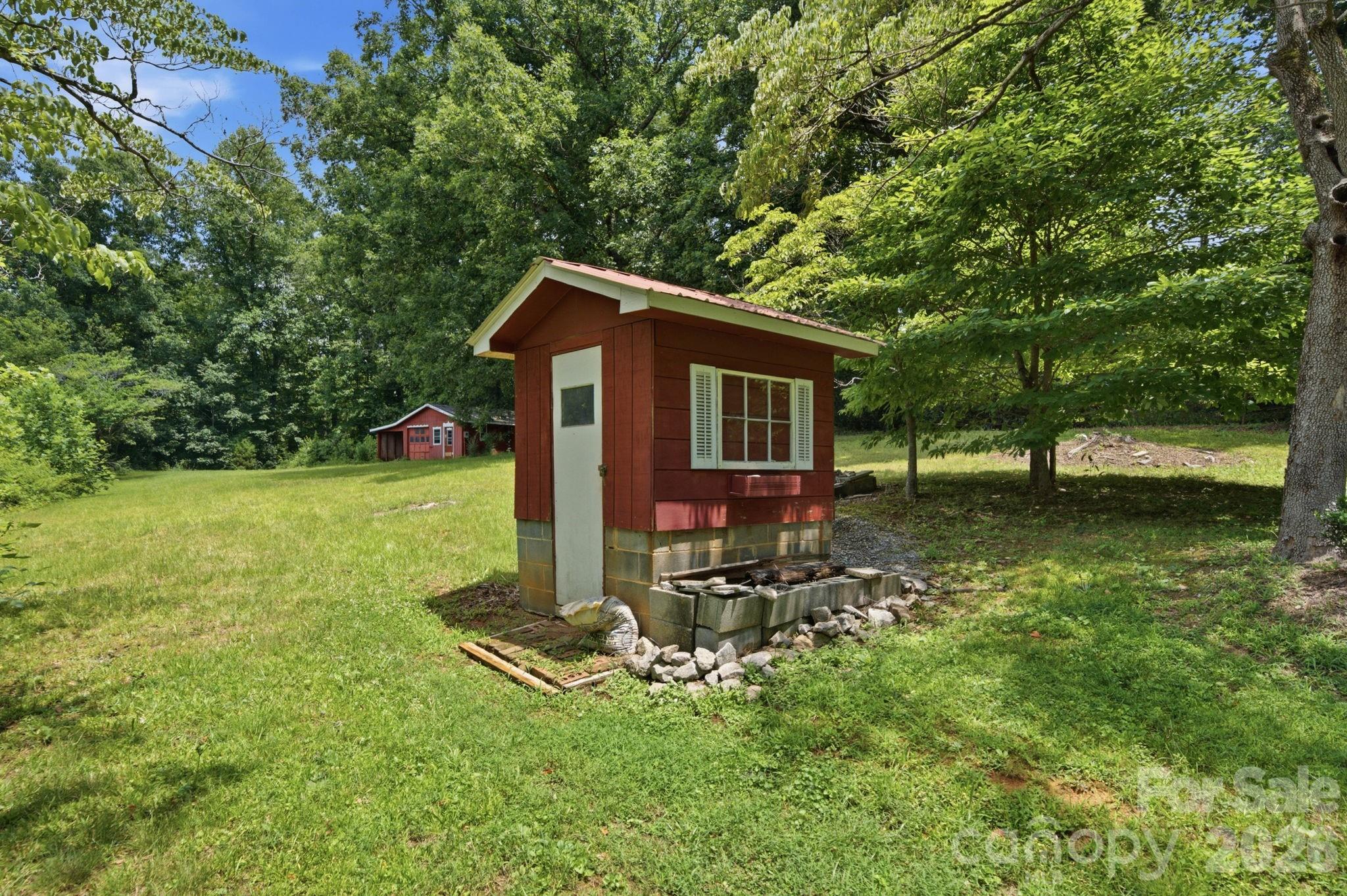 129 Old River Road Marion, NC 28752 - Photo 18 of 28