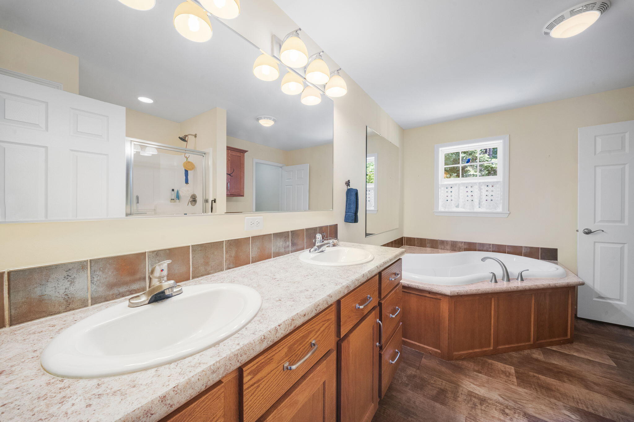811 Newbury Neck Road Surry, ME 04684 - Photo 18 of 47 37-web-or-mls-DSC09604