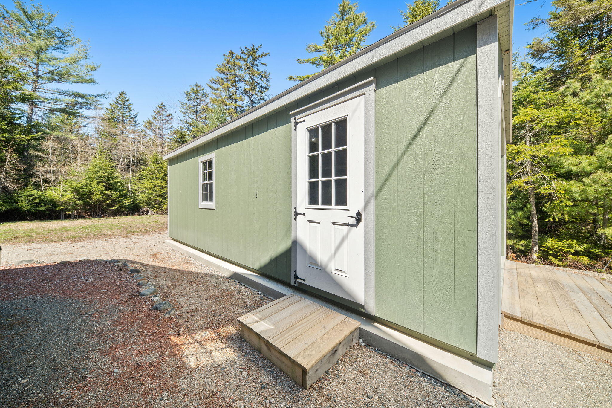 811 Newbury Neck Road Surry, ME 04684 - Photo 22 of 47 19-web-or-mls-DSC09512