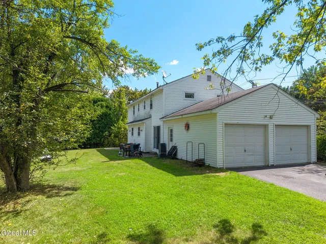 $460,000 | Undisclosed Address, Bethlehem, NY 12054