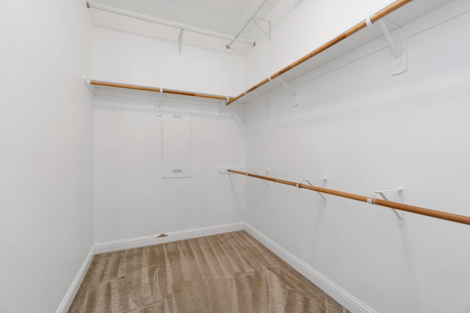 3307 Buckingham Avenue Clovis, CA 93619 - Photo 27 of 32 a view of an empty room