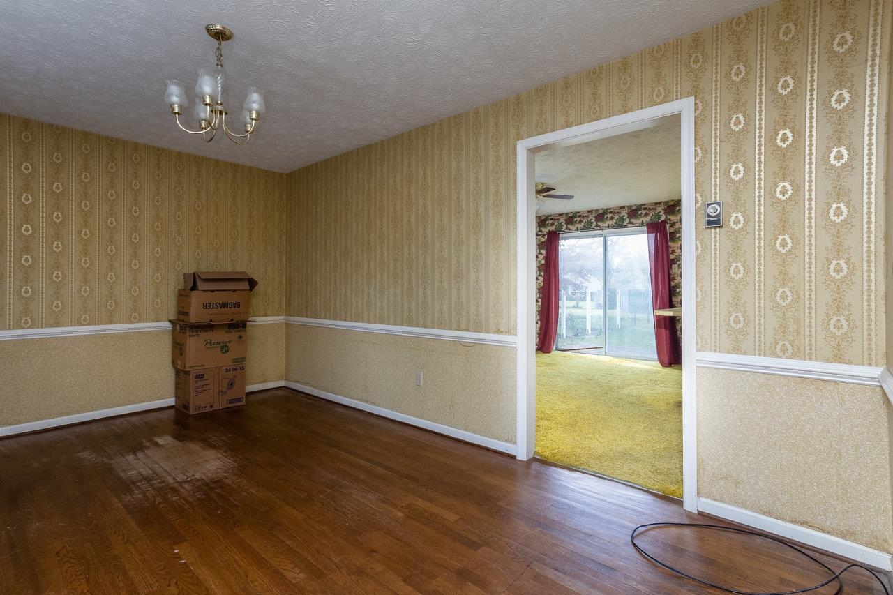 320 North River Road Bridgewater, VA 22812 - Photo 6 of 27 Gallery Image 6