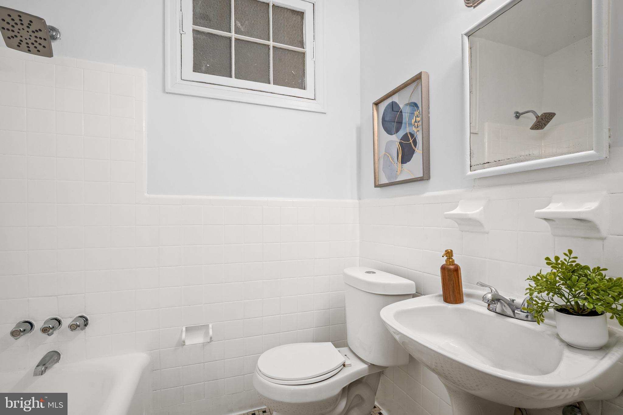 715 Hamlin Street Northeast, Unit 2 Washington, DC 20017 - Photo 8 of 41