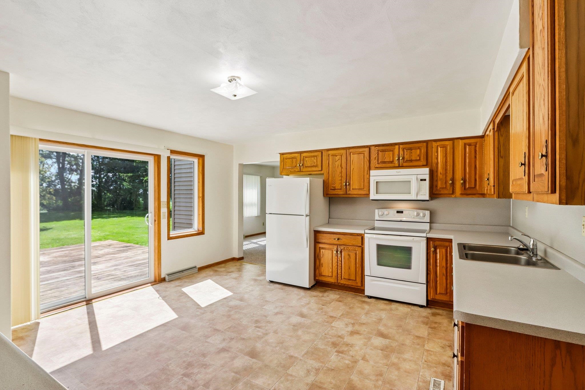 W5440 Halverson Poynette, WI 53955 - Photo 27 of 78