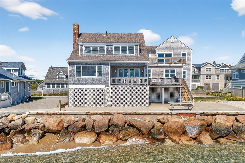 61 Menauhant Road Falmouth, MA 02536 - Photo 7 of 39