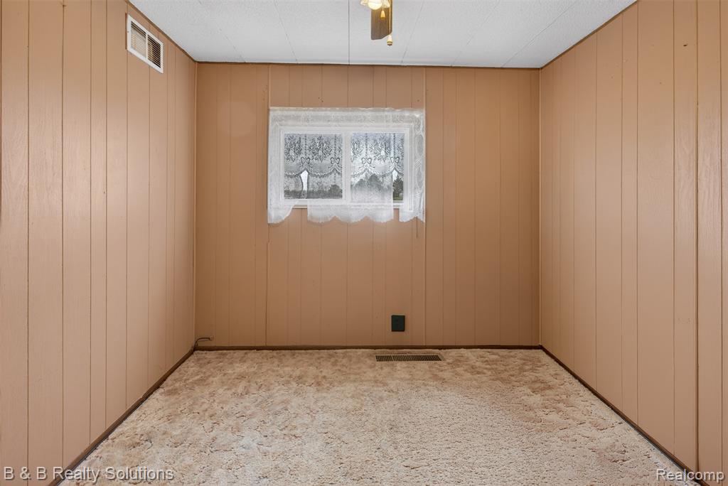 6946 Clifford Road Marlette, MI 48453 - Photo 19 of 25
