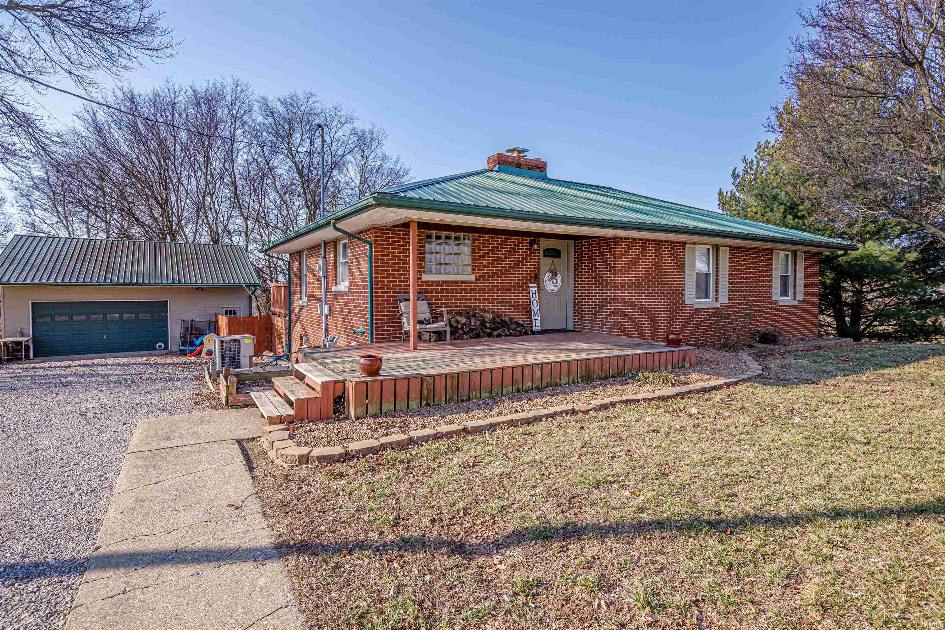 7111 Upton Road Mount Vernon, IN 47620 - Photo 2 of 32