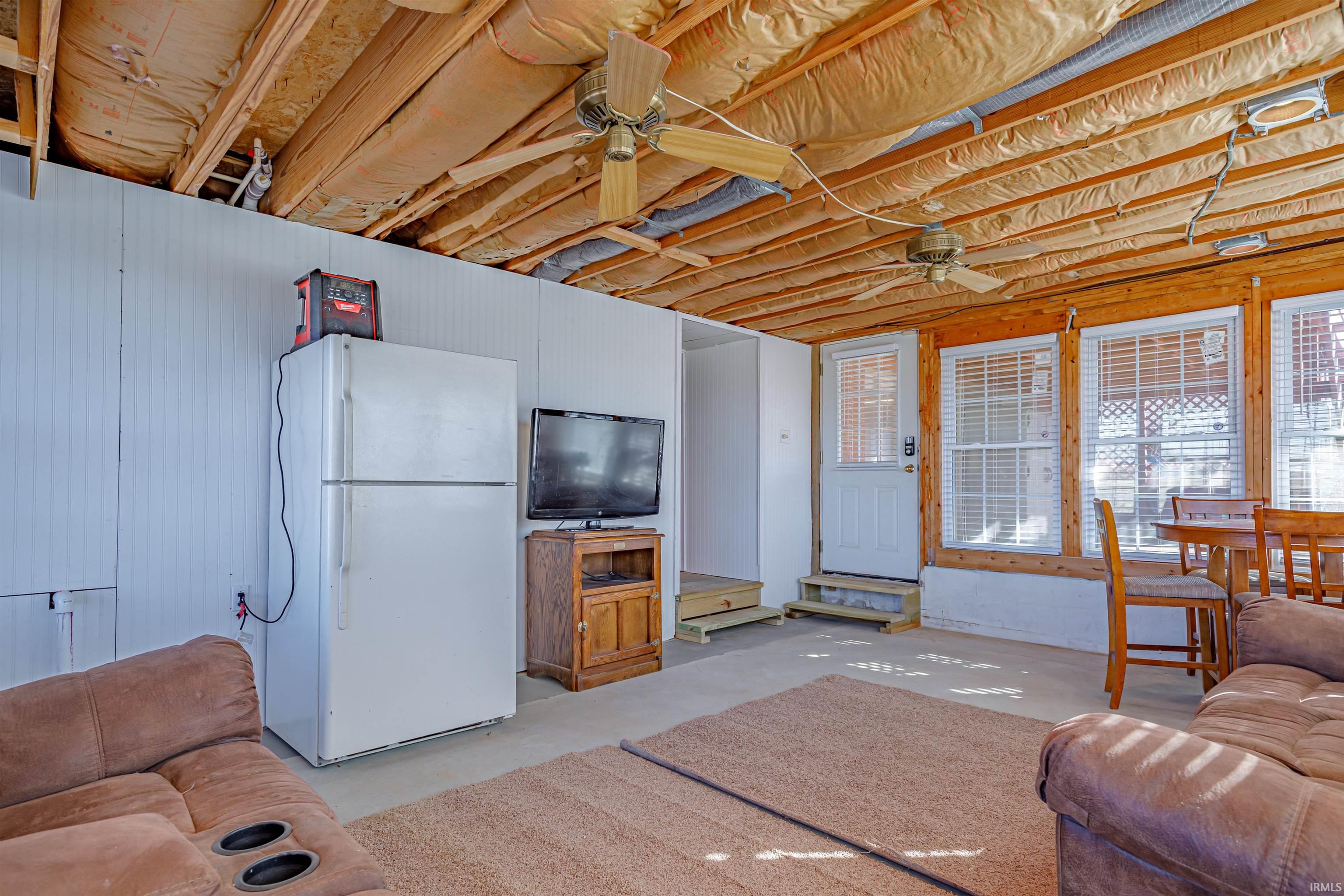 7111 Upton Road Mount Vernon, IN 47620 - Photo 28 of 32