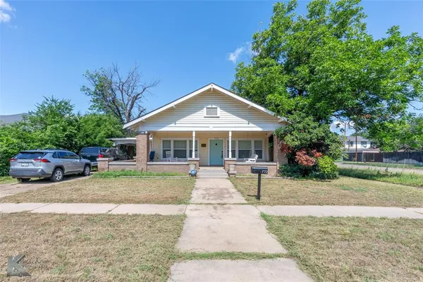 a view of outdoor space yard deck and patio
