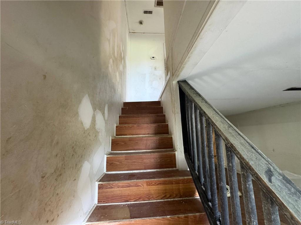 1102 Campbell Street High Point, NC 27262 - Photo 31 of 34