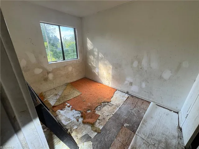 $169,900 | 1102 Campbell Street, High Point, NC 27262