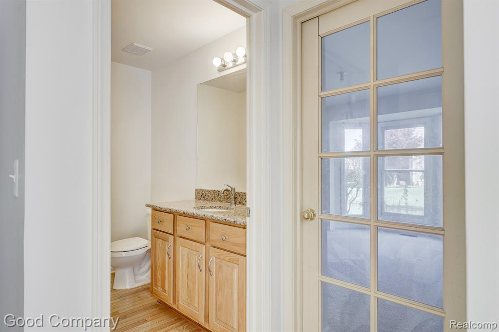 3526 Inverness Drive Rochester, MI 48306 - Photo 34 of 82