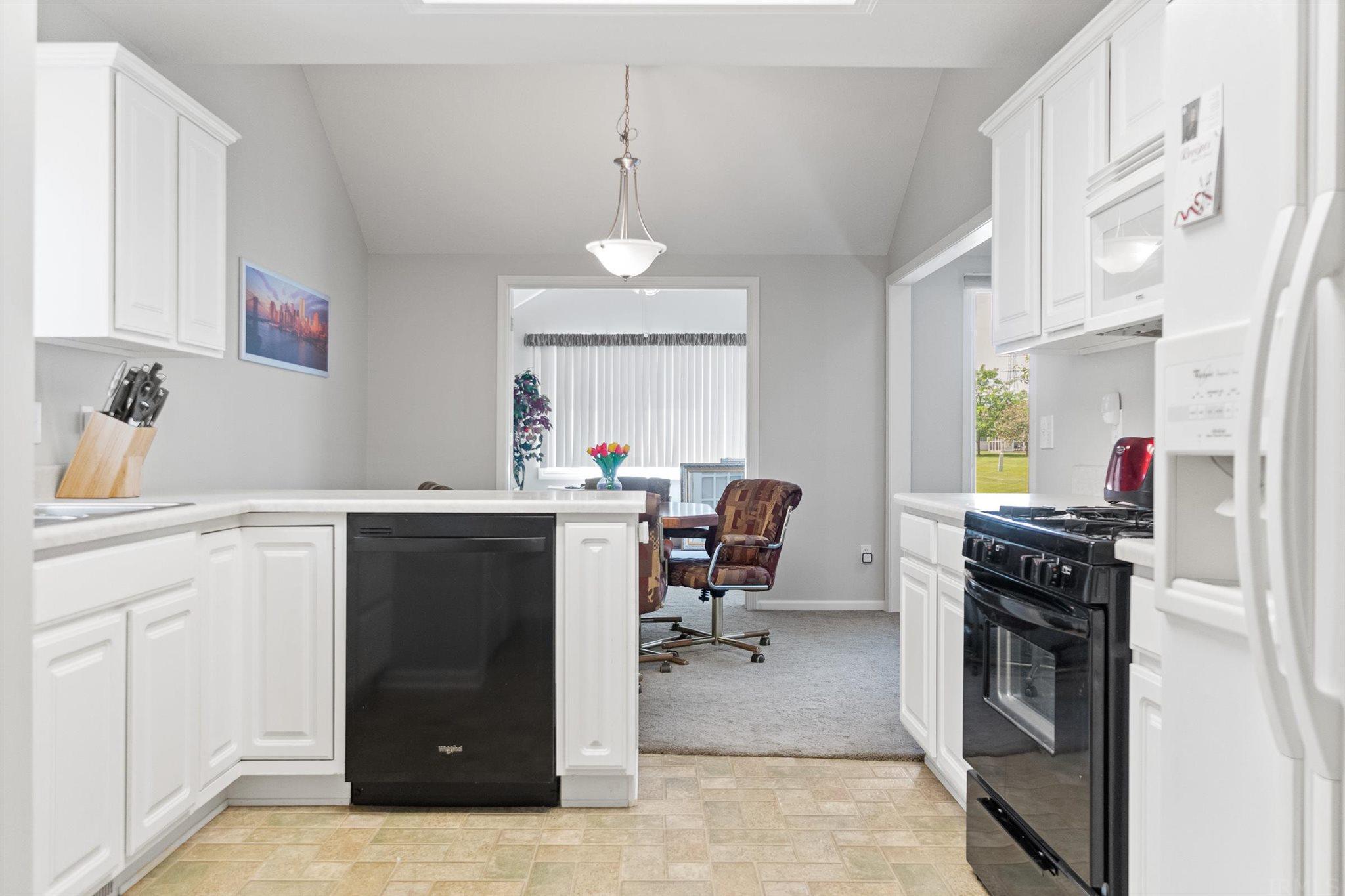 5331 Blossom Ridge Fort Wayne, IN 46835 - Photo 9 of 29 Gallery Image 9