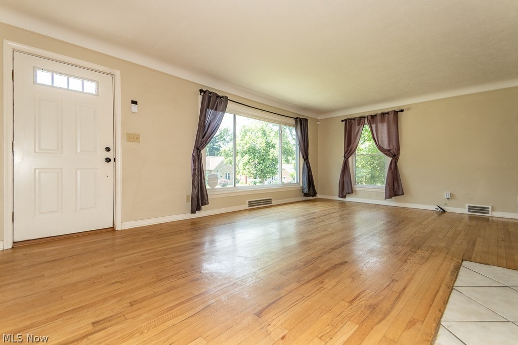 1535 Laclede Road South Euclid, OH 44121 - Photo 4 of 41