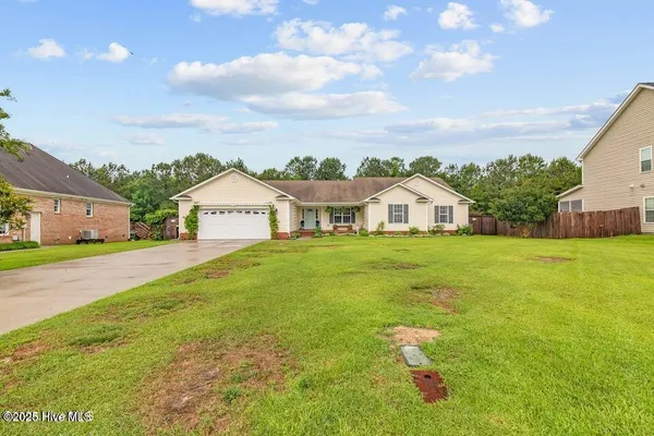 $455,000 | 912 Morganser Drive, Swansboro, NC 28584