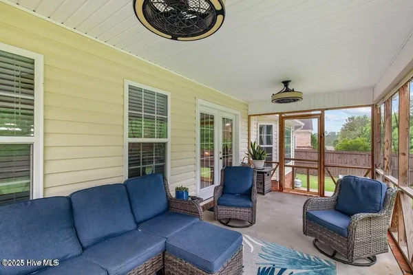 $455,000 | 912 Morganser Drive, Swansboro, NC 28584