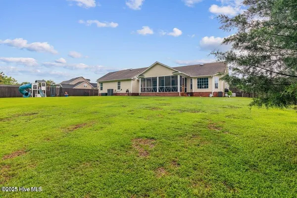 $455,000 | 912 Morganser Drive, Swansboro, NC 28584