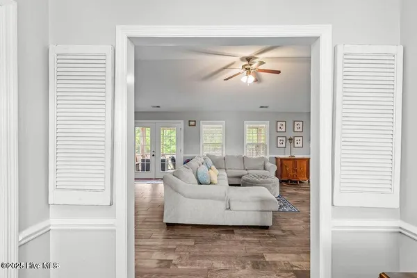 $455,000 | 912 Morganser Drive, Swansboro, NC 28584