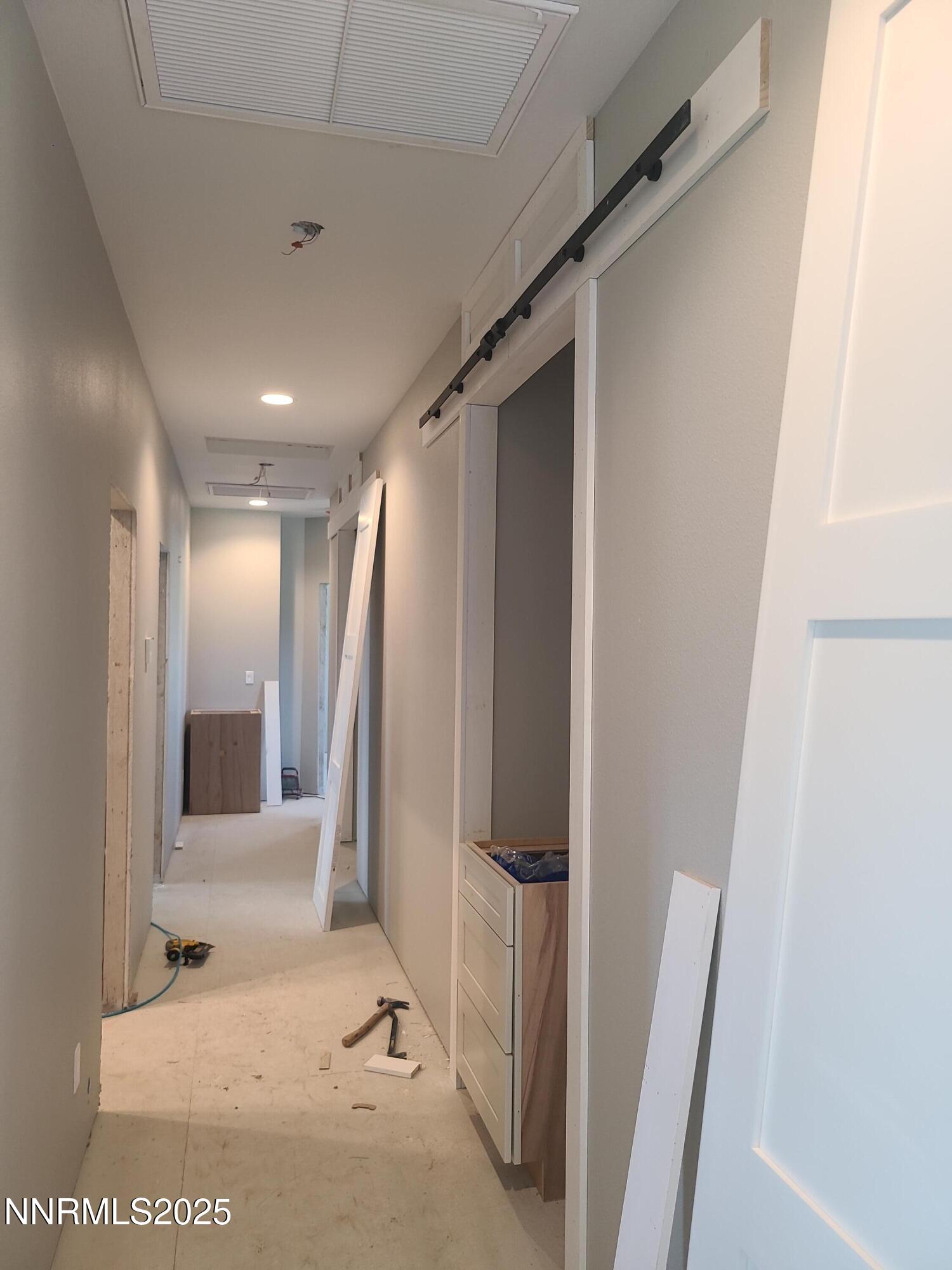 900 Cattle Circle Fernley, NV 89408 - Photo 15 of 21 TOM HALL PHOTO 25