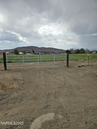 $1,200,000 | 900 Cattle Circle, Fernley, NV 89408