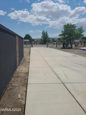 $1,200,000 | 900 Cattle Circle, Fernley, NV 89408