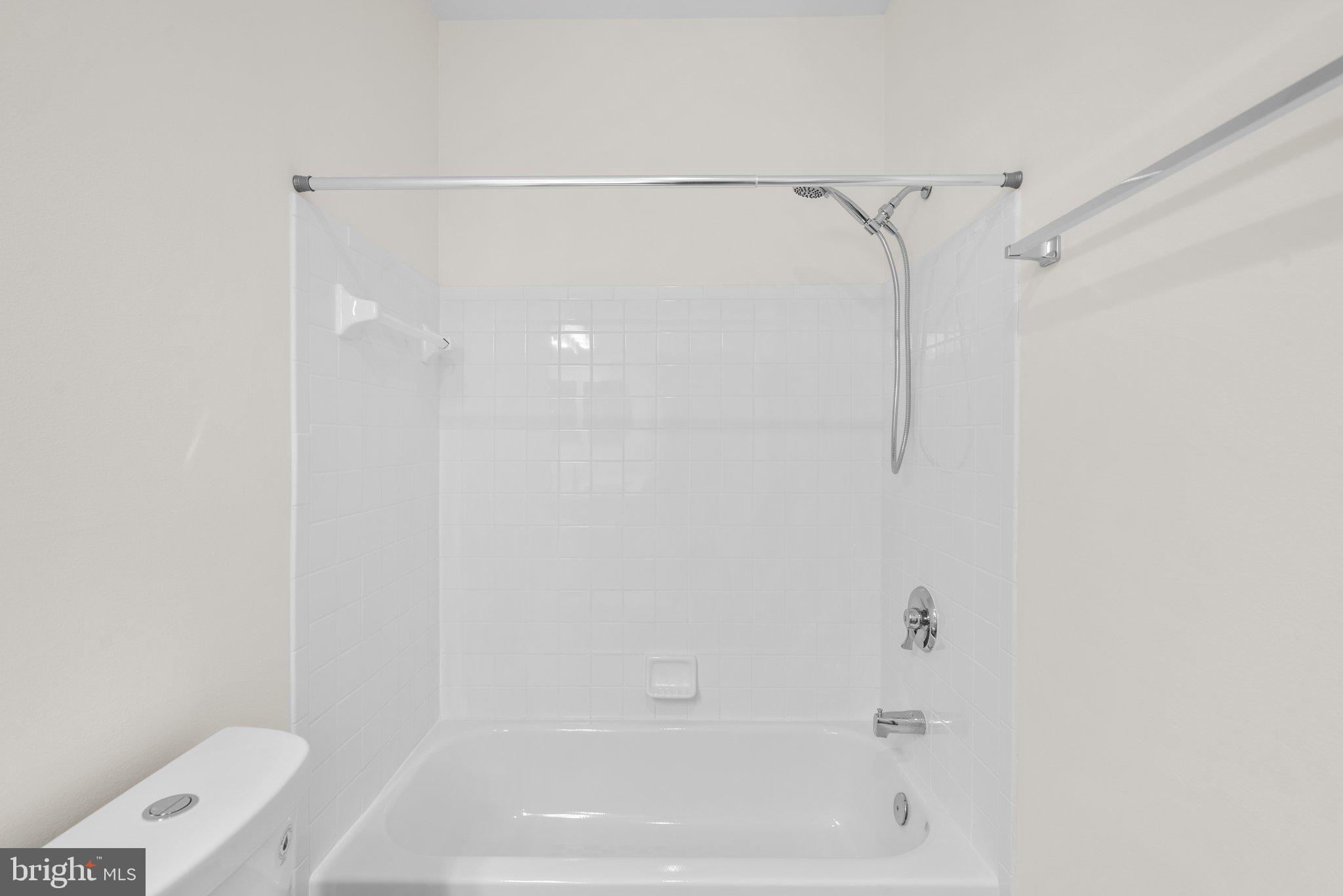 7208 Bogley Road, Unit 303 Baltimore, MD 21244 - Photo 17 of 31 Gallery Image 17