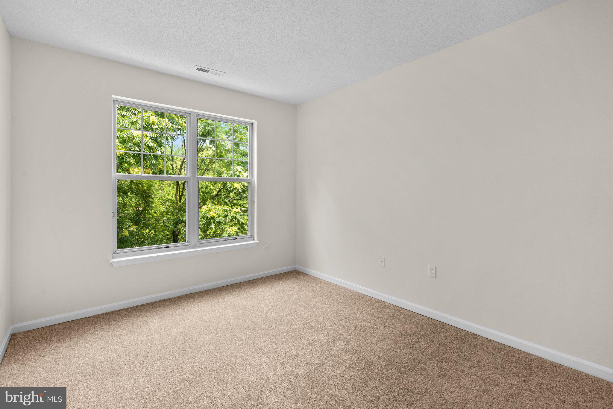 7208 Bogley Road, Unit 303 Baltimore, MD 21244 - Photo 19 of 31 Gallery Image 19