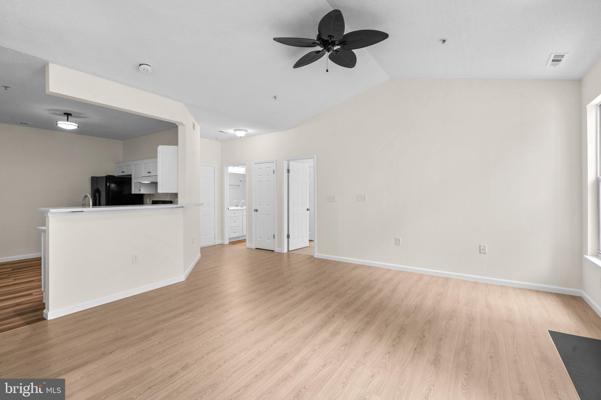 7208 Bogley Road, Unit 303 Baltimore, MD 21244 - Photo 7 of 31 Gallery Image 7