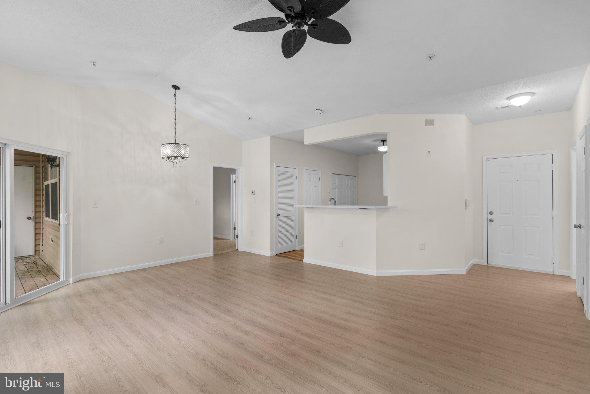 7208 Bogley Road, Unit 303 Baltimore, MD 21244 - Photo 9 of 31 Gallery Image 9